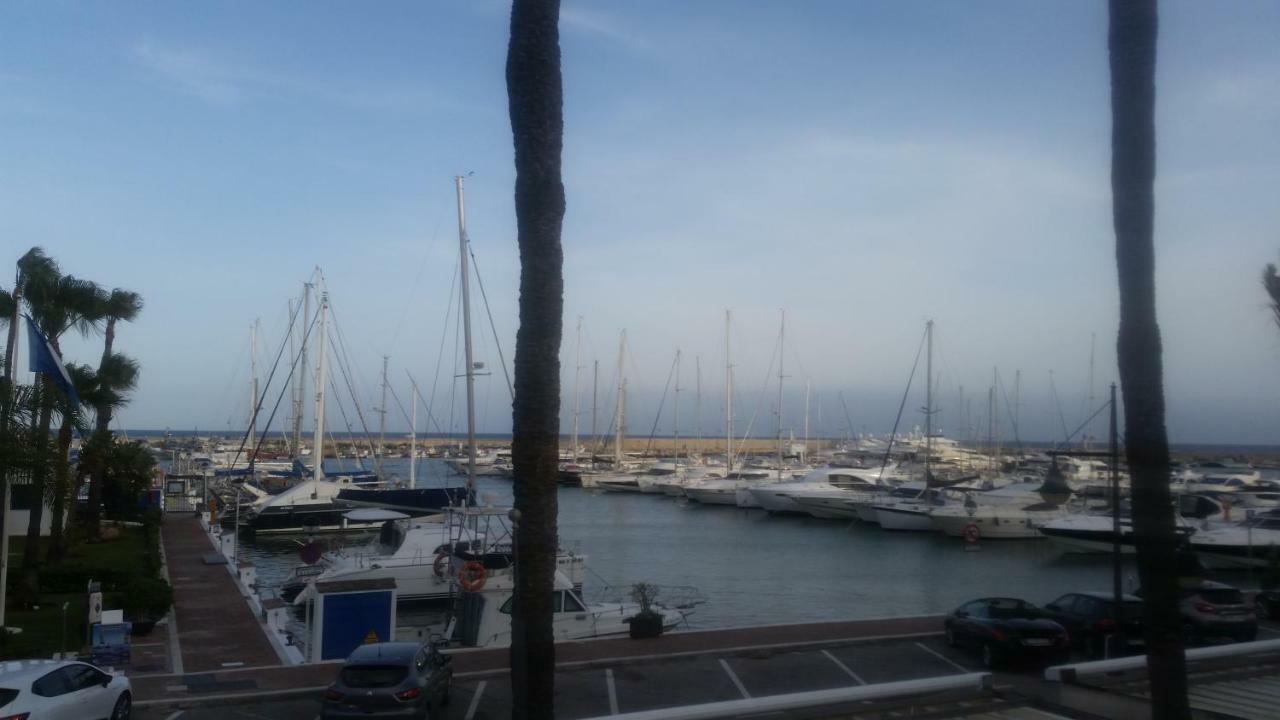 Puerto Deportivo Estepona Eksteriør billede