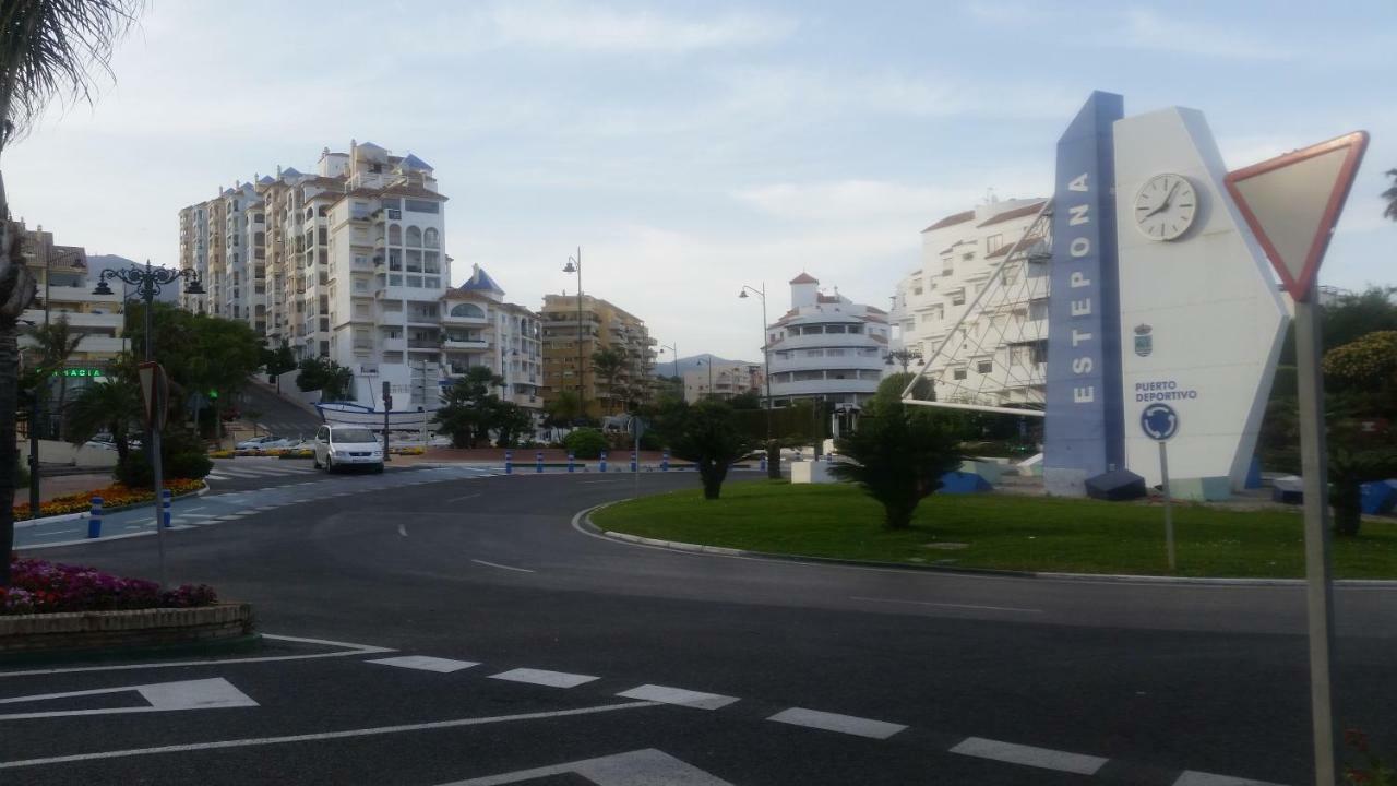 Puerto Deportivo Estepona Eksteriør billede