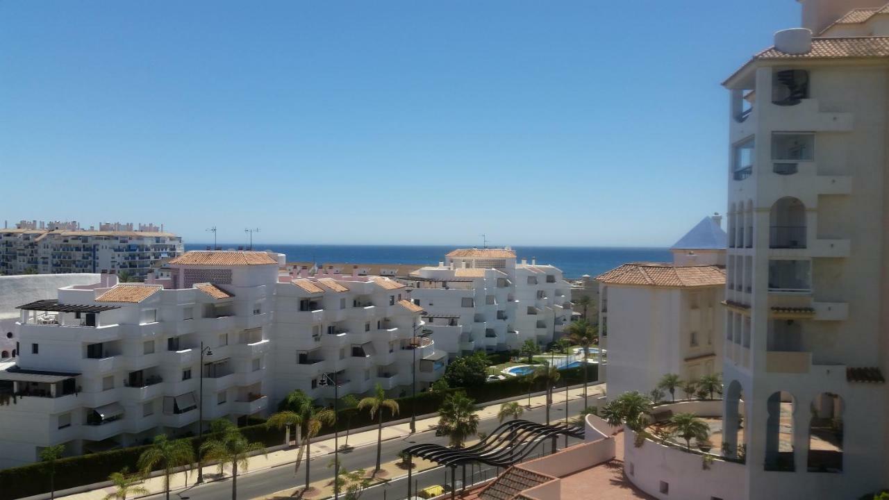 Puerto Deportivo Estepona Eksteriør billede